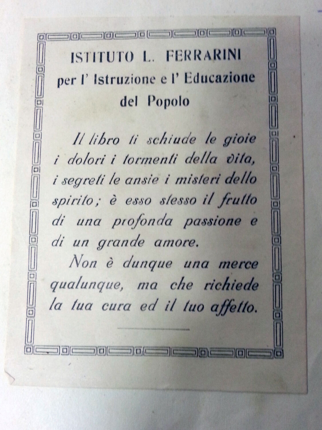 Stampa apposta su alcuni libri già Ferrarini, ora presso l'Istituto storico.
